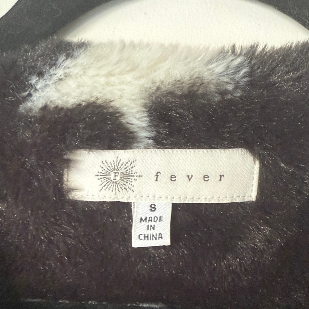Fever Black and White Star Teddy Jacket - Picture 2 of 6